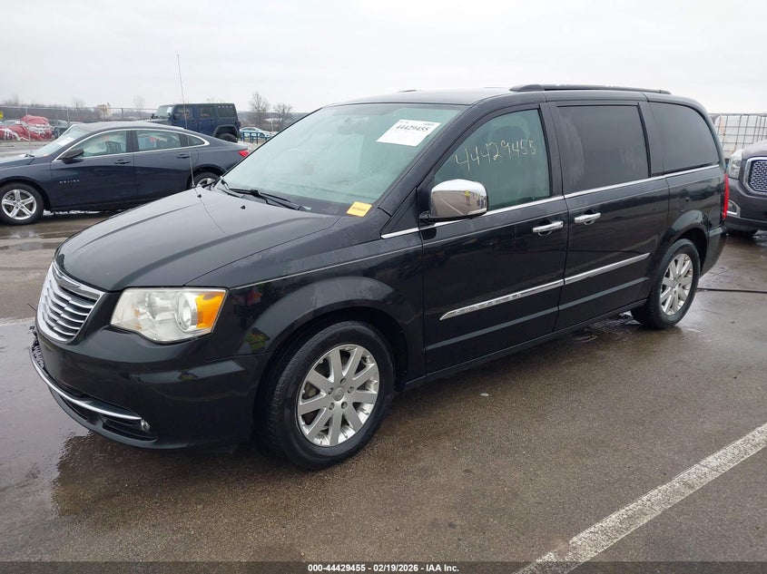 Vin: 2c4rc1cg8cr349138, lot: 44926095, chrysler town & country touring-l 20122