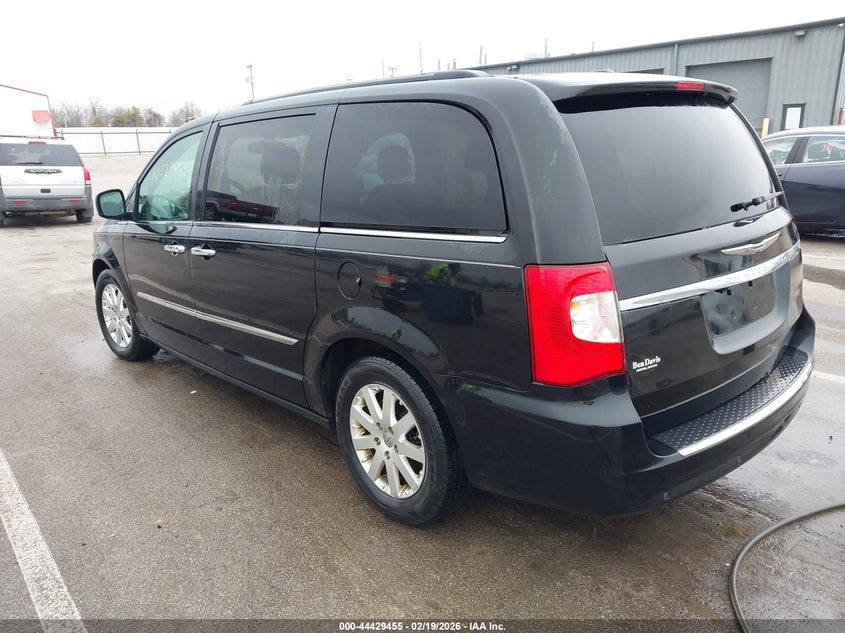 Vin: 2c4rc1cg8cr349138, lot: 44926095, chrysler town & country touring-l 20123