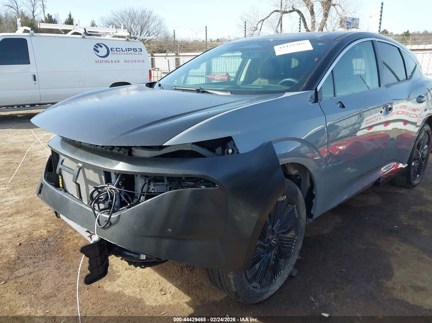 2025 Nissan Murano Platinum