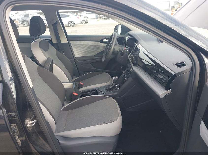 2024 Volkswagen Taos 1.5T S