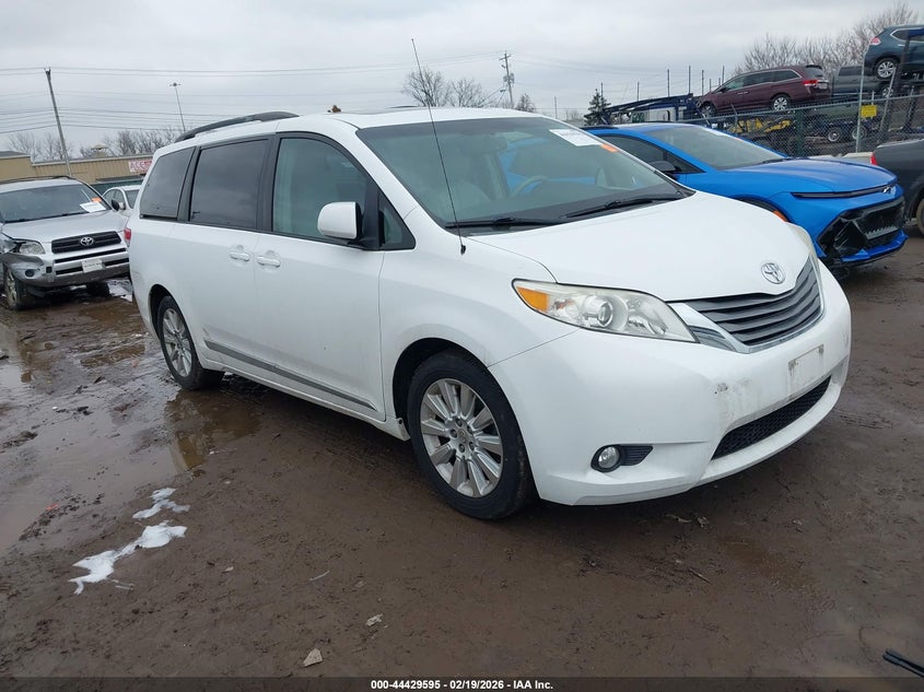 2011 Toyota Sienna Xle
