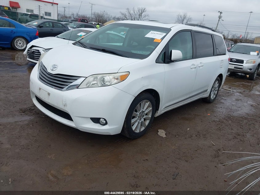 2011 Toyota Sienna Xle