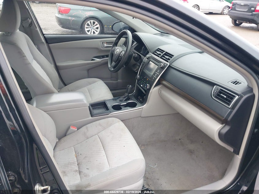 2017 Toyota Camry Le