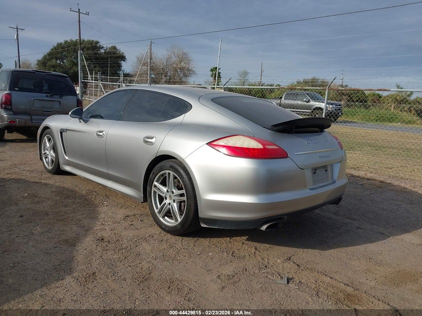 Vin: wp0aa2a71bl017173, lot: 44926455, porsche panamera 4 20113