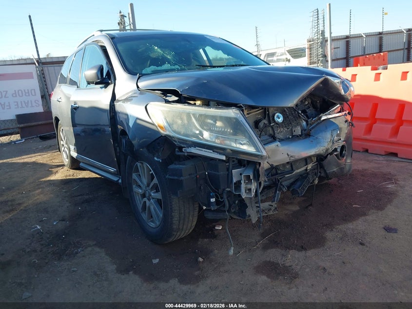 2015 NISSAN PATHFINDER SL