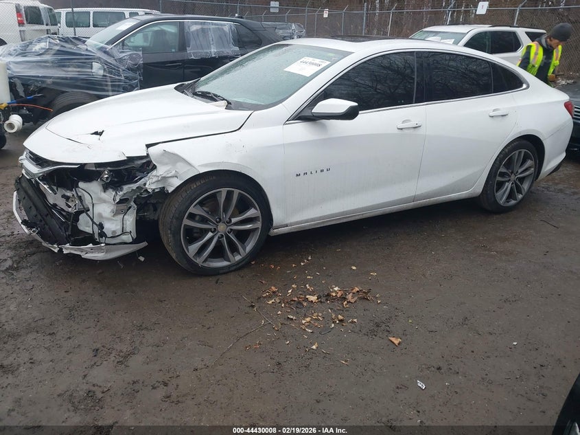 2021 CHEVROLET MALIBU auction photo 2