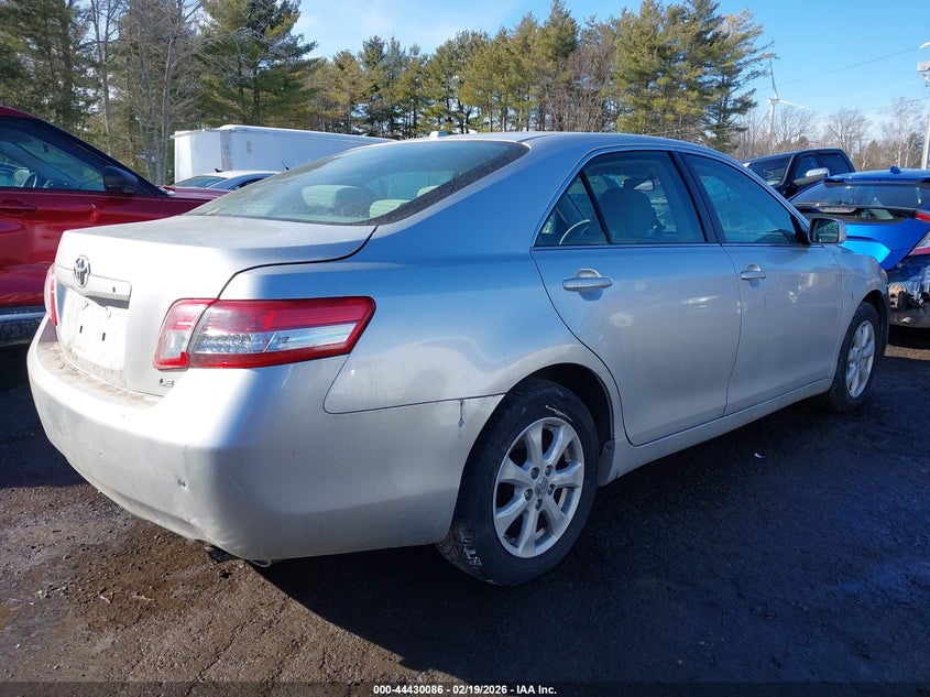 2011 Toyota Camry Le