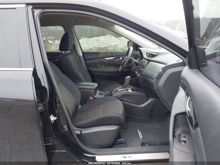 2018 Nissan Rogue Sv