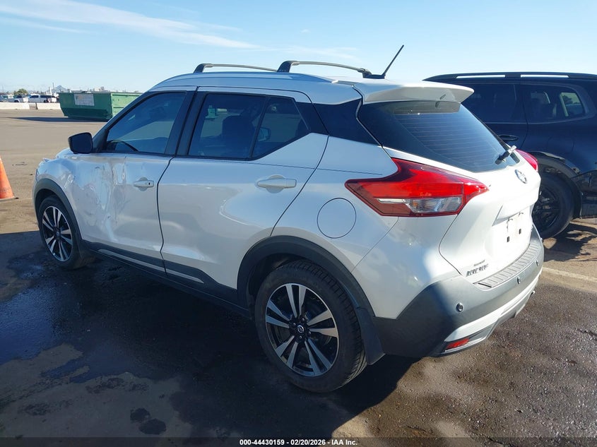 2020 Nissan Kicks Sr Xtronic Cvt