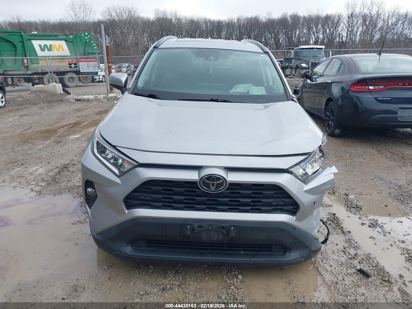 VIN 2T3C1RFV6KW031656 2019 TOYOTA RAV4 XLE PREMIUM