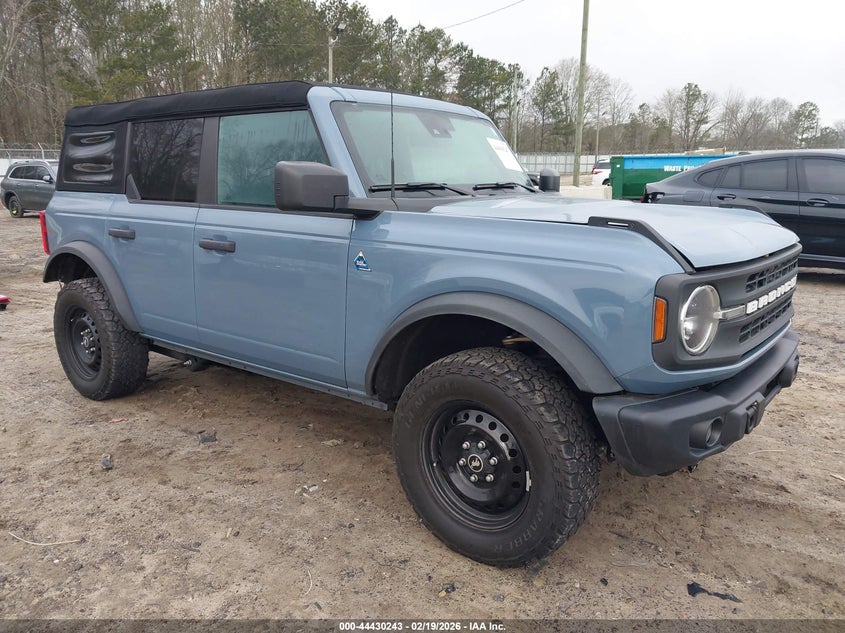 2023 Ford Bronco Black Diamond