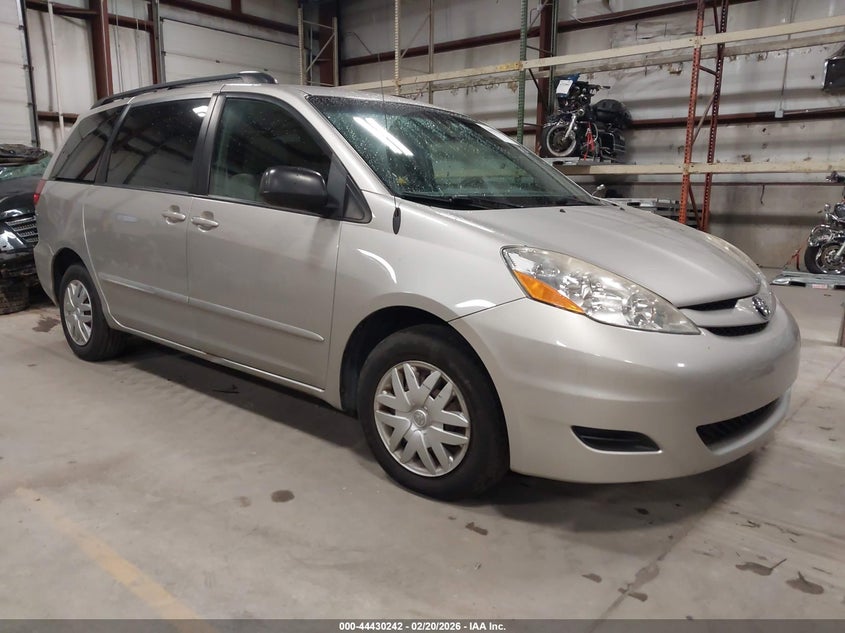 2008 Toyota Sienna Le