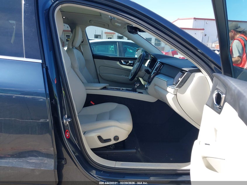 2018 Volvo Xc60 T5 Momentum