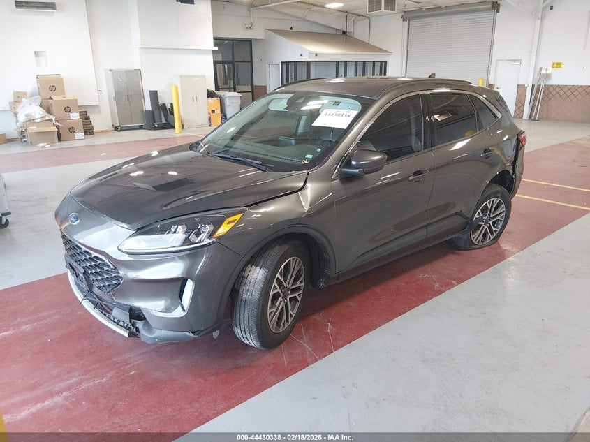 2020 Ford Escape Sel