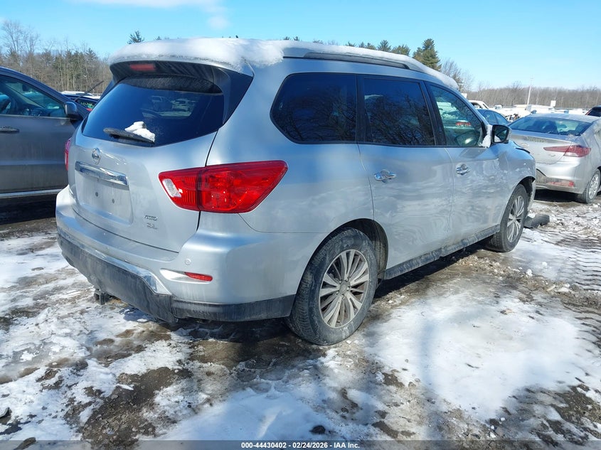 2019 Nissan Pathfinder Sl