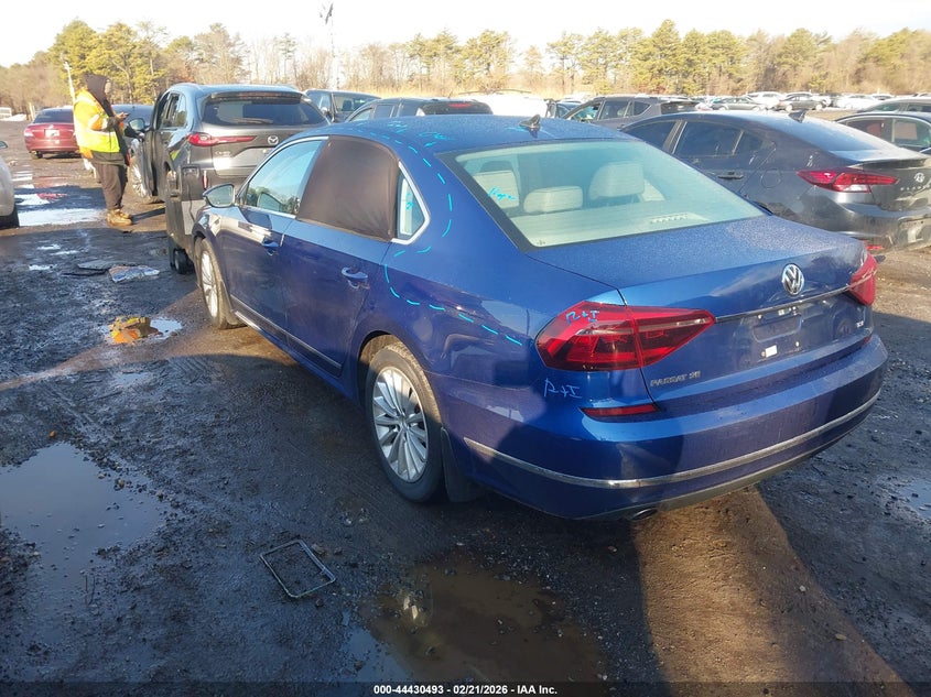 2017 Volkswagen Passat 1.8T Se