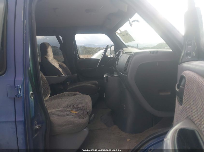 2000 Dodge Ram Wagon 3500