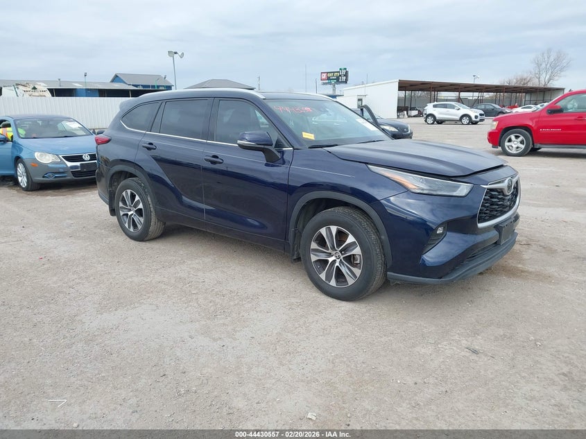 2022 Toyota Highlander Xle