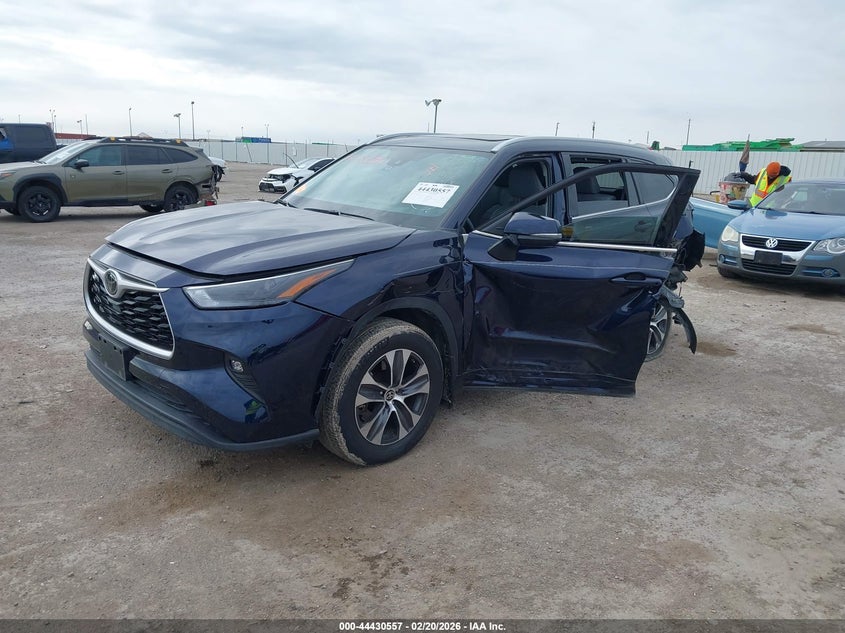 2022 Toyota Highlander Xle