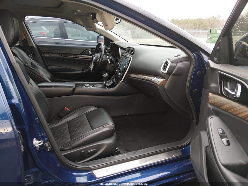 2017 Nissan Maxima 3.5 Platinum