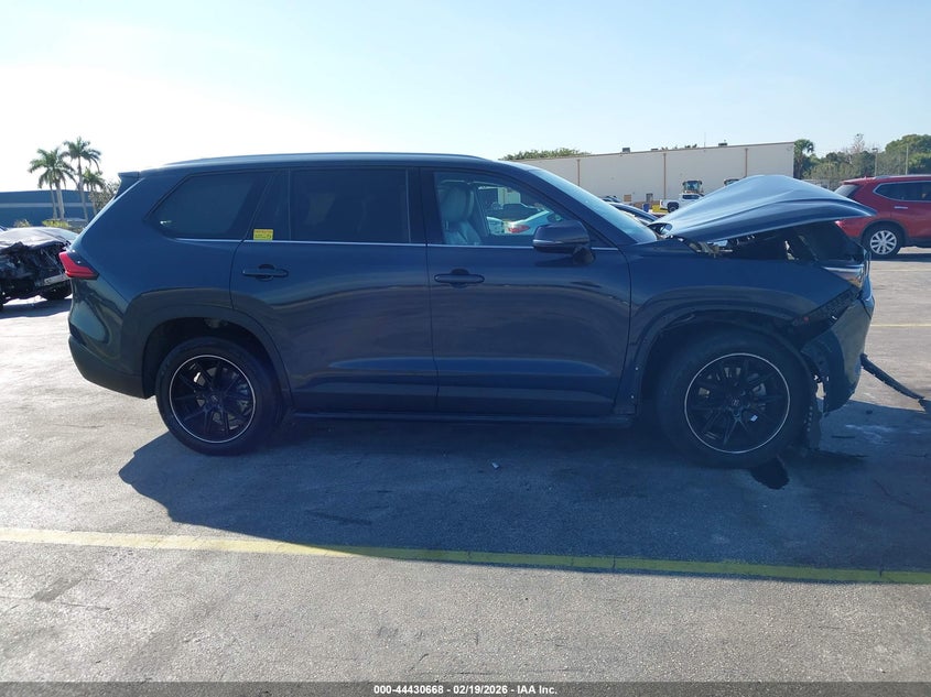 VIN 5TDAAAA53RS015572 2024 TOYOTA GRAND HIGHLANDER XLE