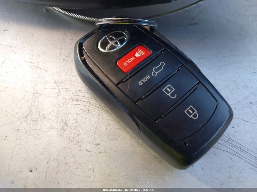 VIN 5TDAAAA53RS015572 2024 TOYOTA GRAND HIGHLANDER XLE