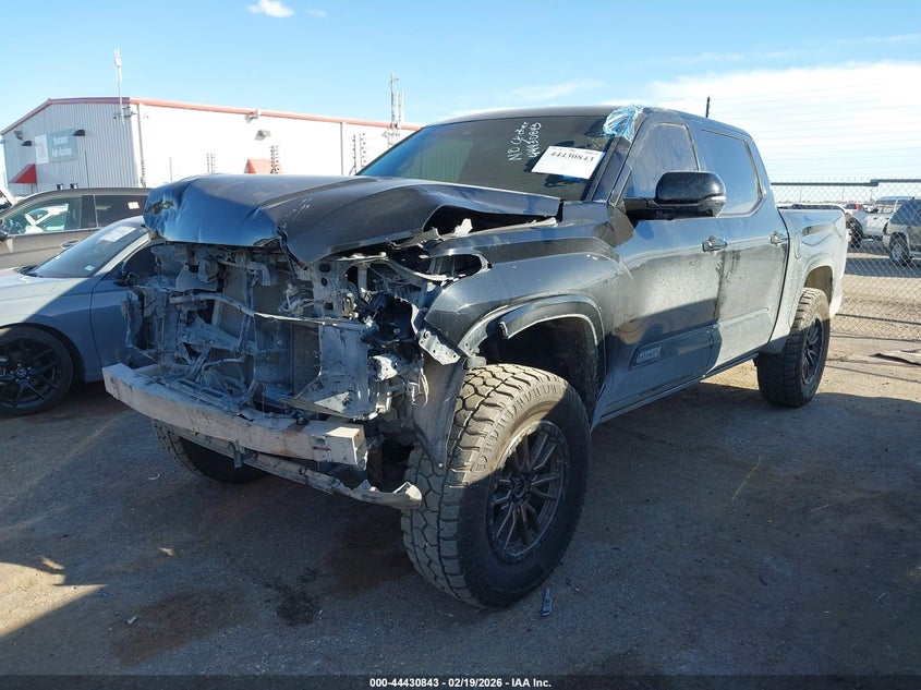 2022 Toyota Tundra Platinum