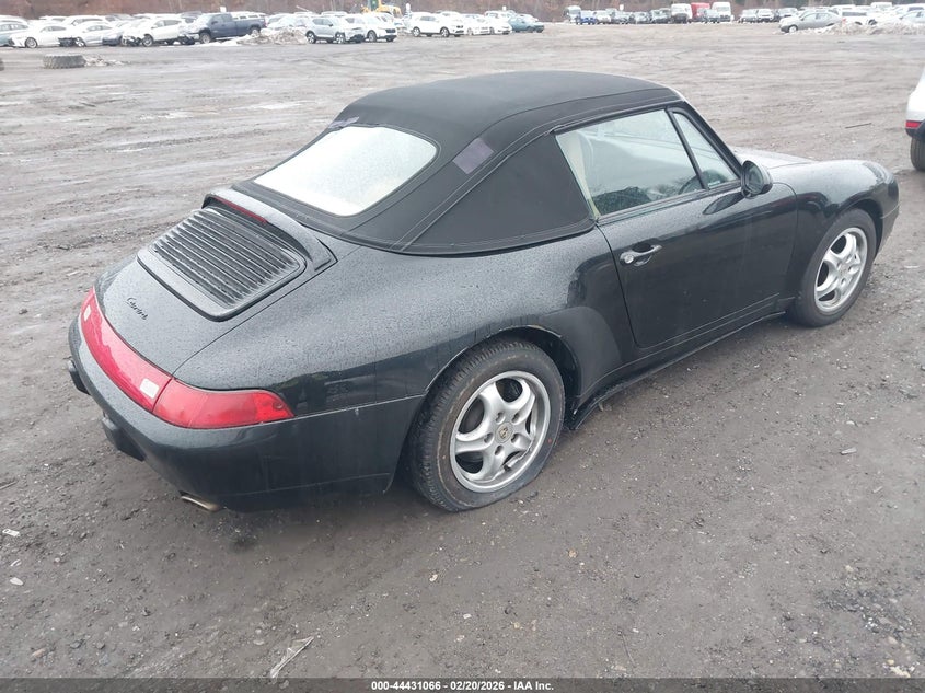 1995 Porsche 911 Carrera 2/Carrera 4
