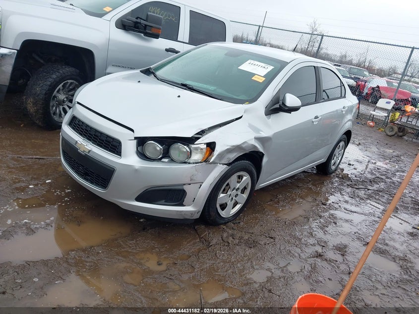 2013 Chevrolet Sonic Ls Auto