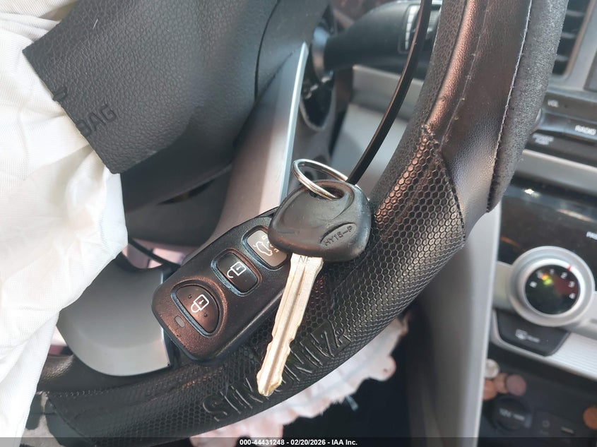 2019 Hyundai Elantra Sel VIN: 5NPD84LF7KH437940 Lot: 44431248