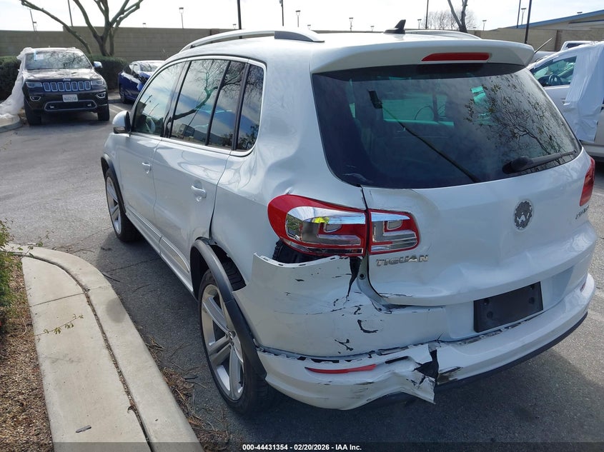 2015 Volkswagen Tiguan R-Line