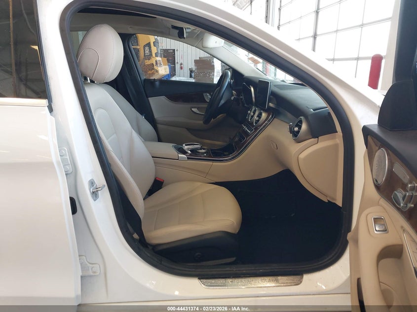 2016 Mercedes-Benz C 300 4Matic