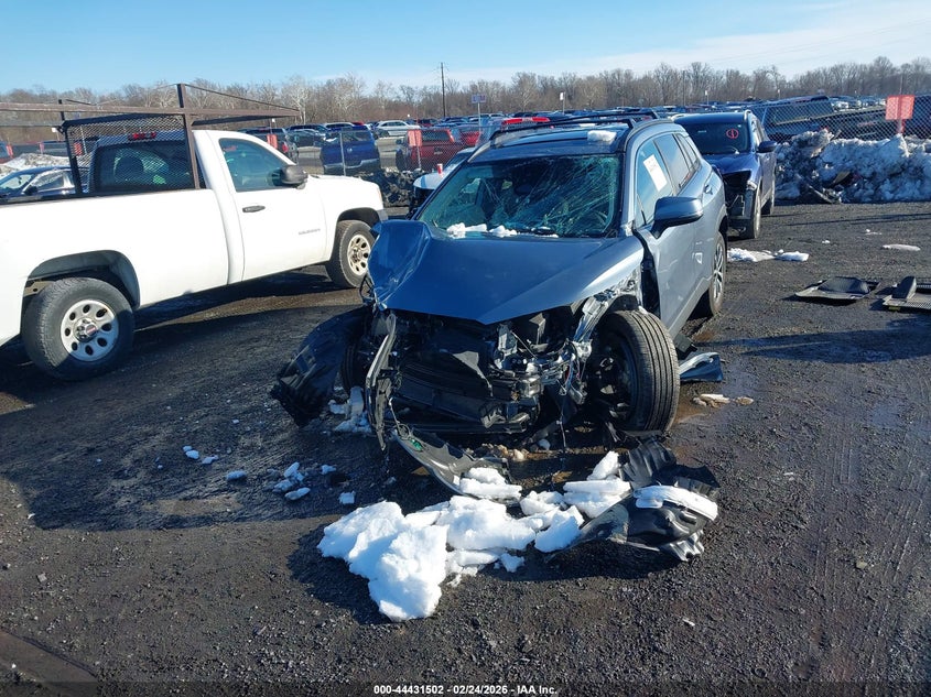 2024 Toyota Corolla Cross Xle