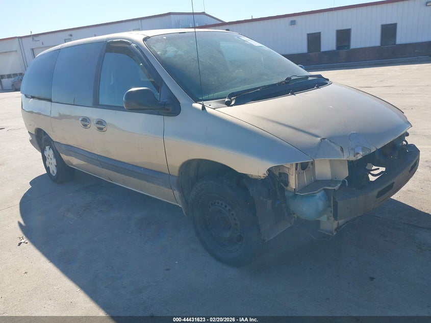 1C4GJ44G5YB658942 CHRYSLER GRAND VOYAGER Photo 1