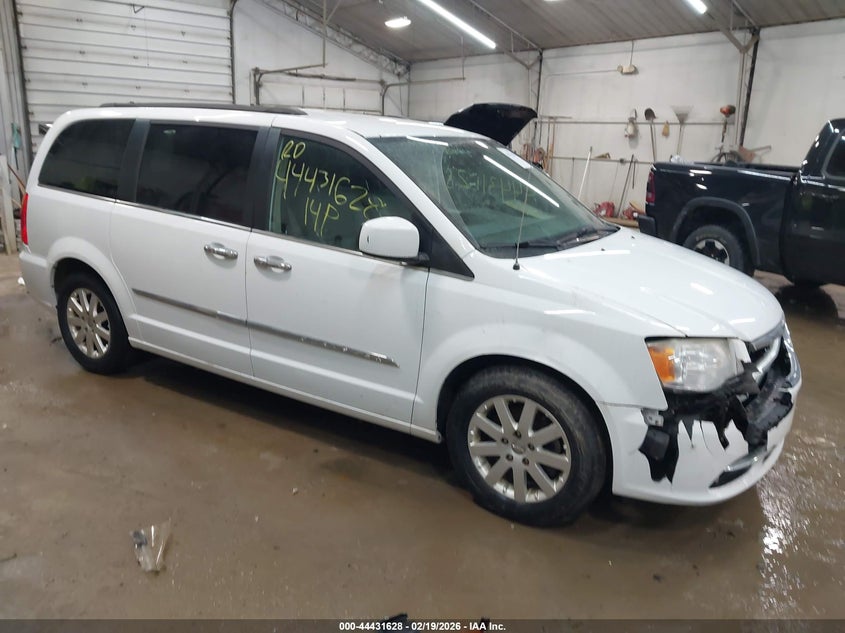 2014 Chrysler Town & Country Touring