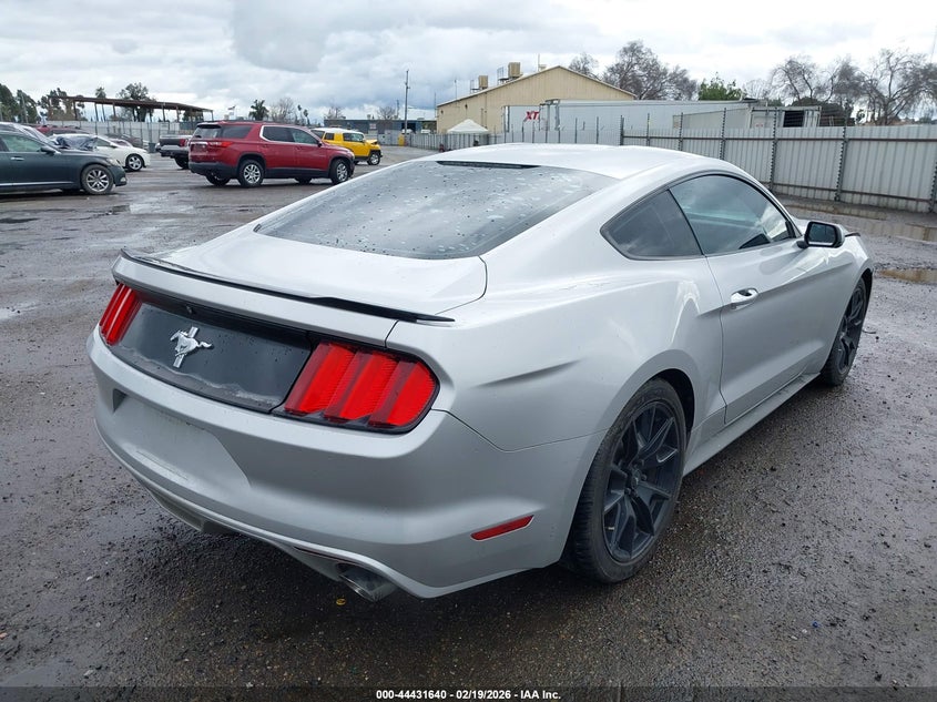 2016 Ford Mustang V6