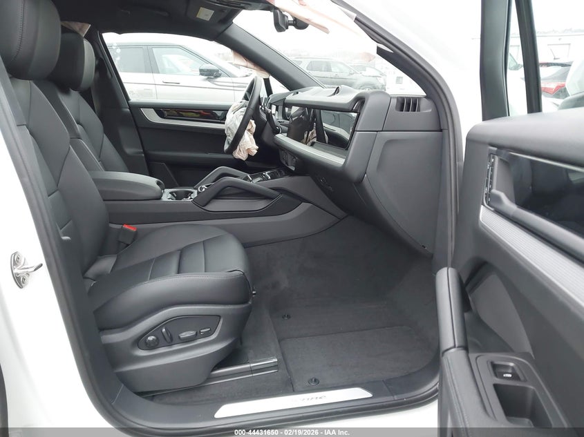 2024 Porsche Cayenne