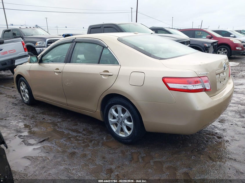 2011 Toyota Camry Le