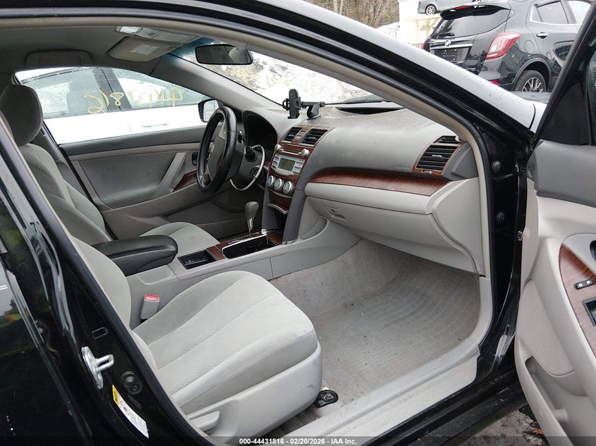 2009 Toyota Camry Le