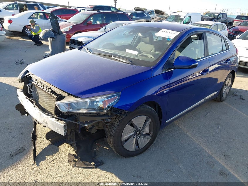 2020 Hyundai Ioniq Hybrid Se