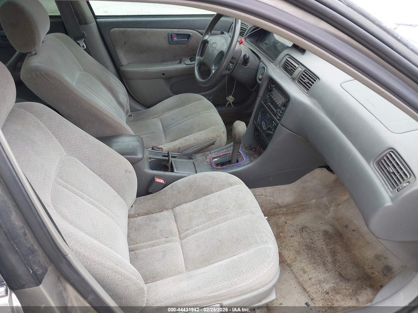 2000 Toyota Camry Le