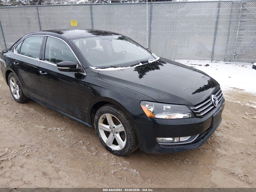 2015 Volkswagen Passat 1.8T Limited Edition