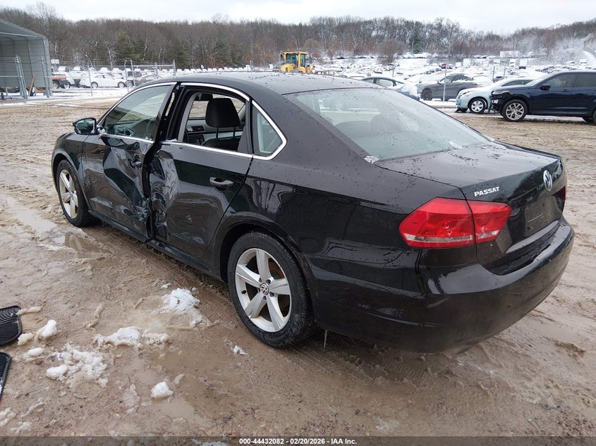 2015 Volkswagen Passat 1.8T Limited Edition