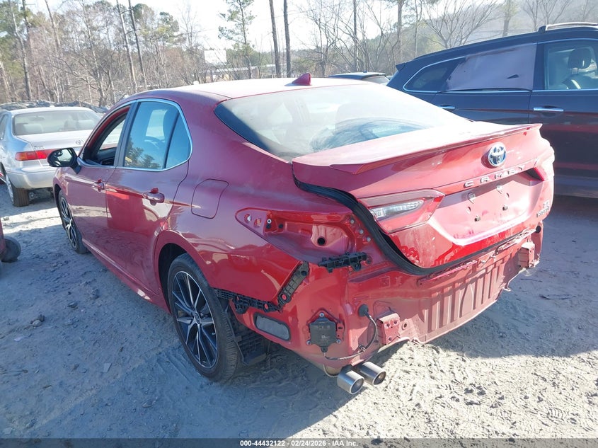 2024 Toyota Camry Hybrid Se