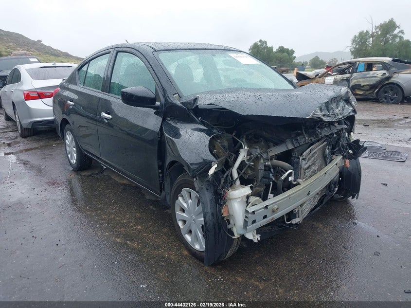 2018 Nissan Versa 1.6 Sv