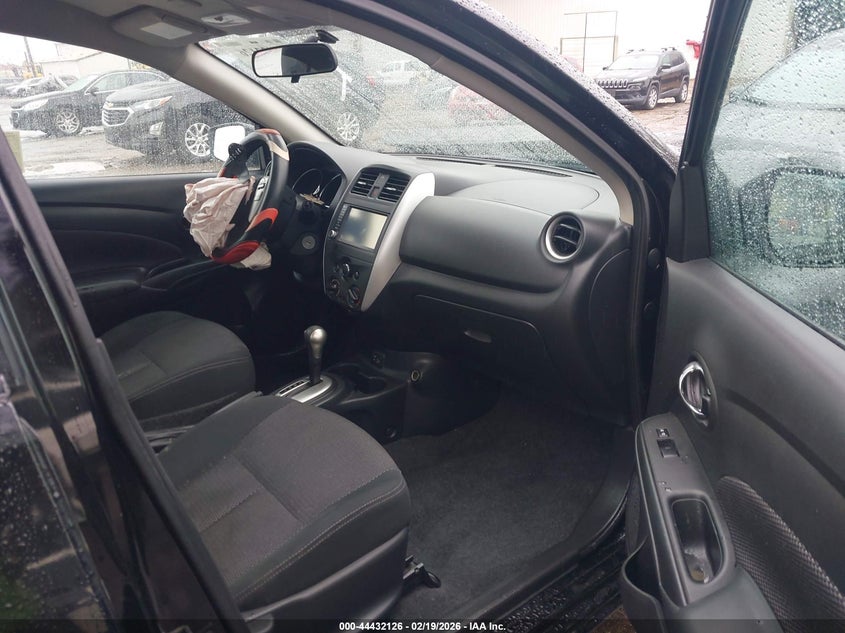 2018 Nissan Versa 1.6 Sv