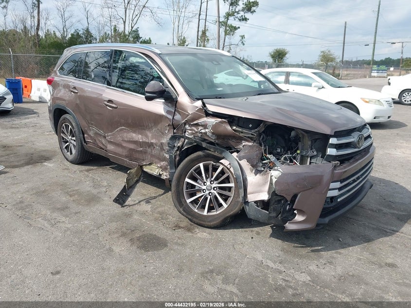 2017 Toyota Highlander Xle