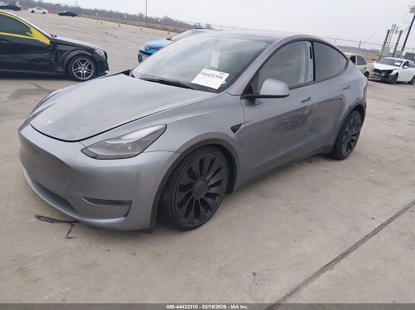 2025 Tesla Model Y Performance Dual Motor All-Wheel Drive