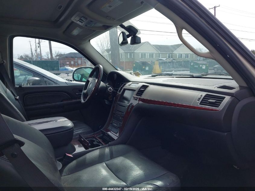 2007 Cadillac Escalade Standard