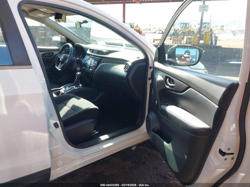 2018 Nissan Rogue Sport S